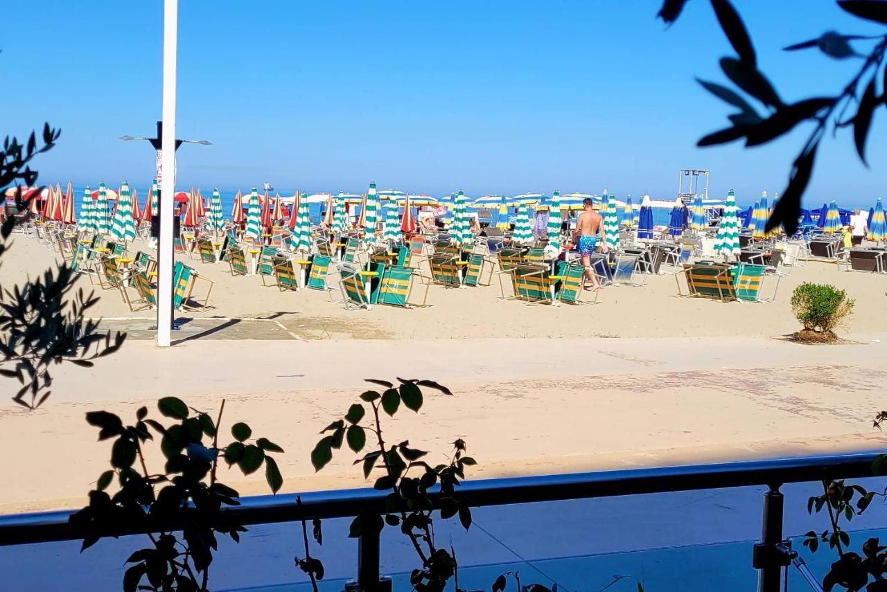 Beach View Apartment, Golem Durrës 외부 사진